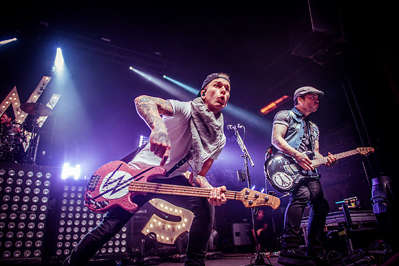 Sleeping with Sirens